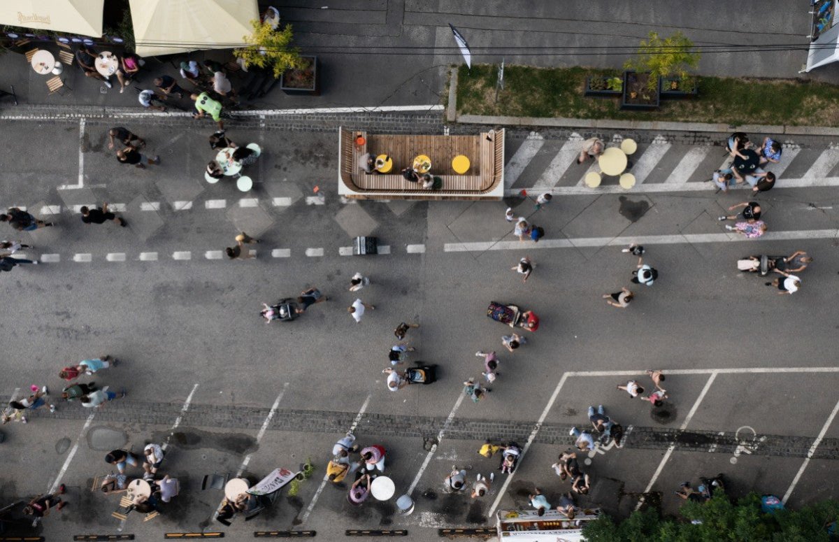 Parklet - terassiratkaisu mmcité Platform PLF101 - 108 - Lehtovuori