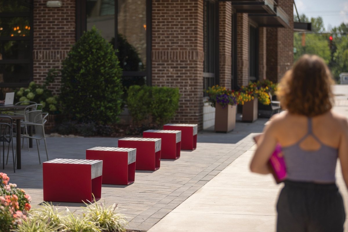 Puistonpenkki Blocq LBQ112t - Lehtovuori