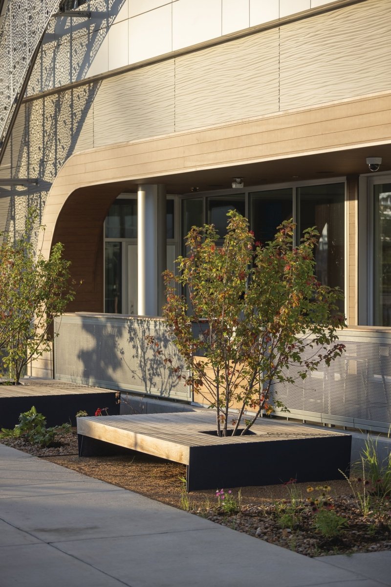 Puistonpenkki Blocq LBQ500t - Lehtovuori