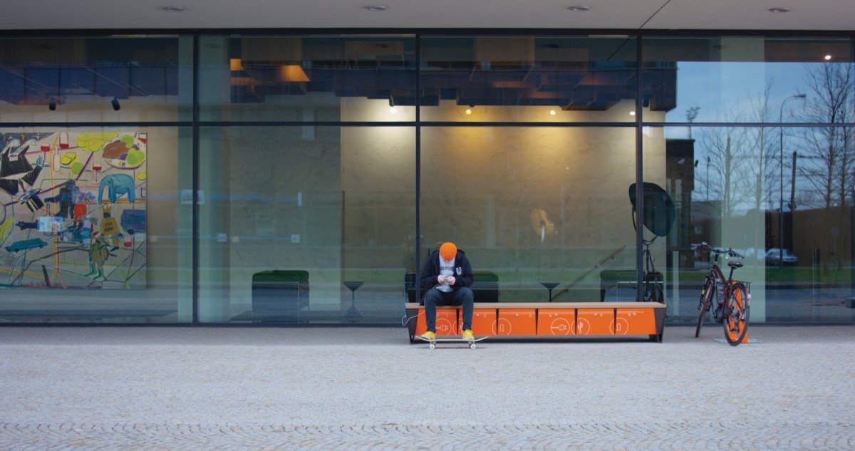 Puistonpenkki eBlocq EBQ110 - 01t EBQ110 - 01 - 202000 - ral1000 - Lehtovuori