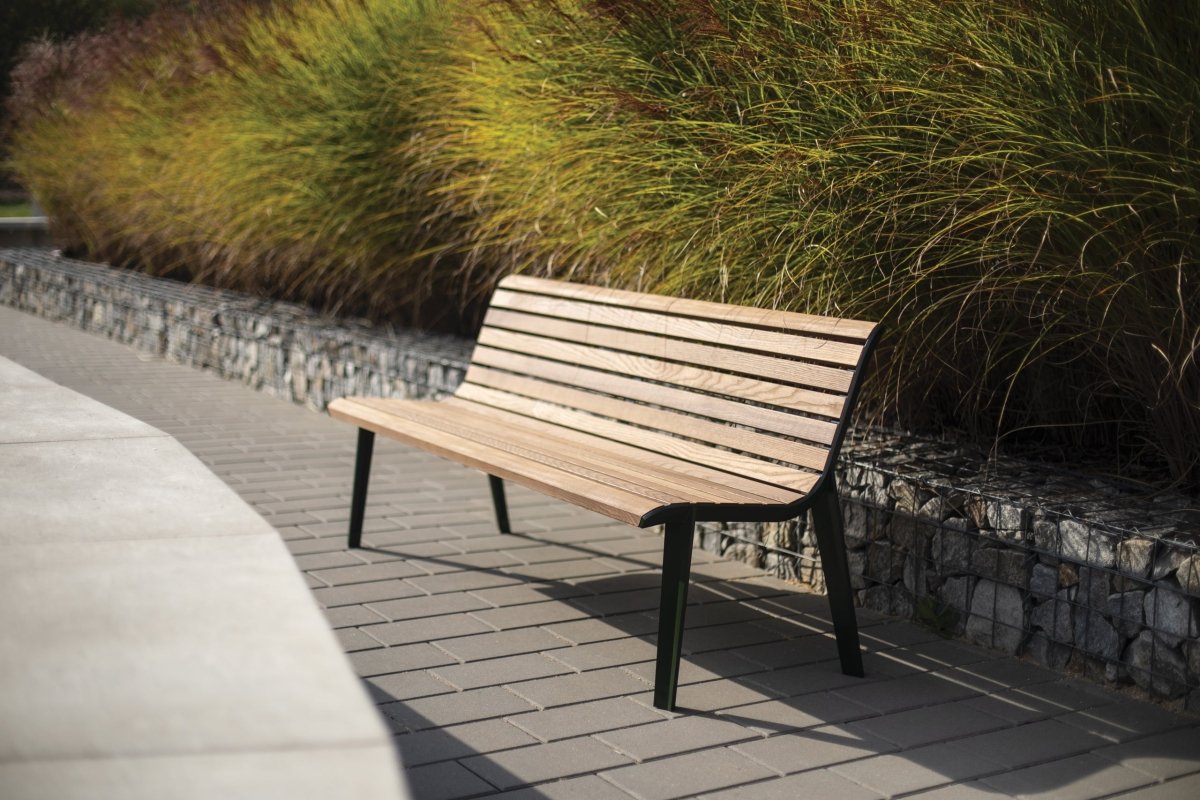 Puistonpenkki Emau EM151t - Lehtovuori