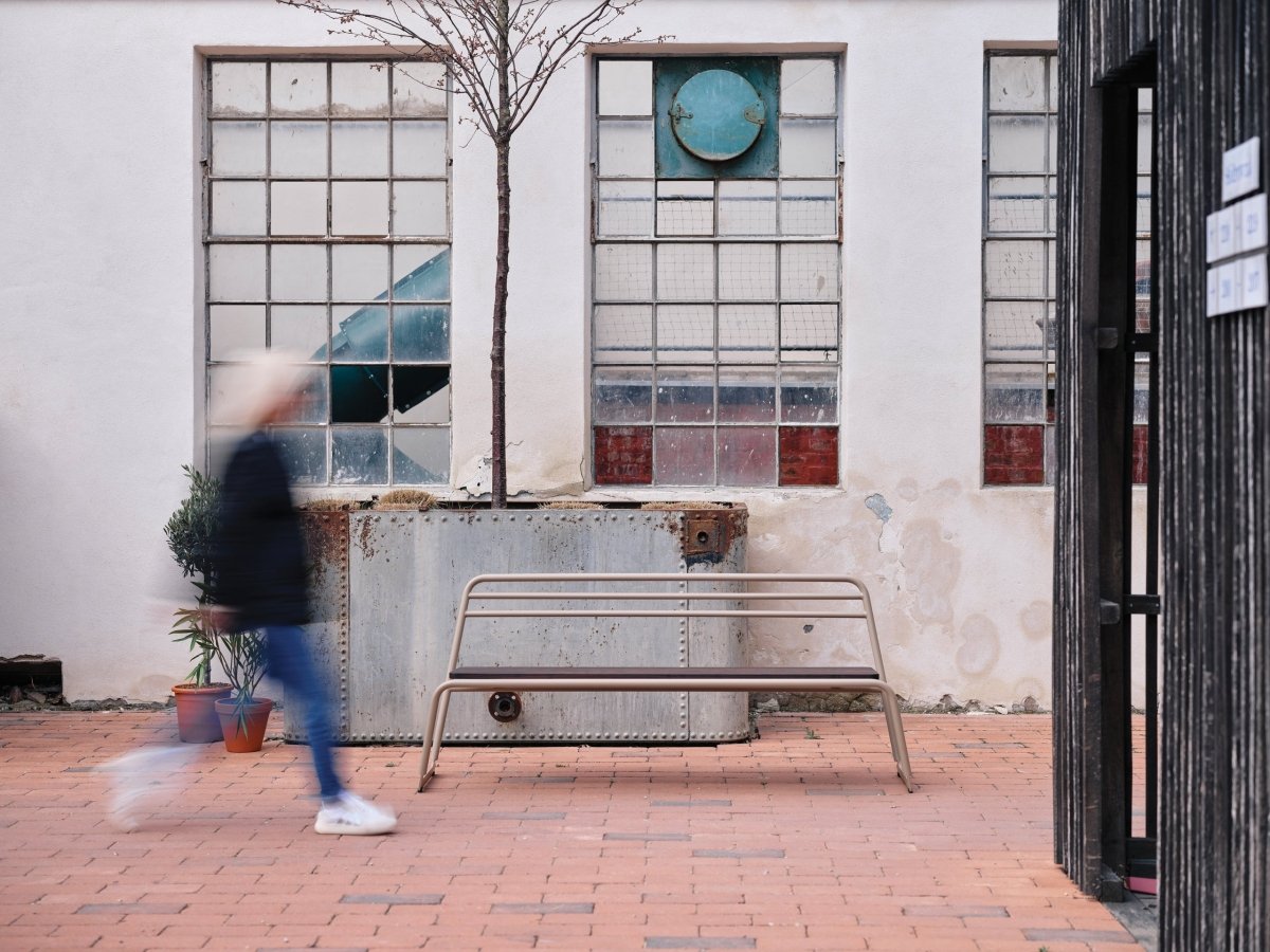 Puistonpenkki mmcité Linfa LNF151t LNF151 - 202000 - ral1000 - Lehtovuori