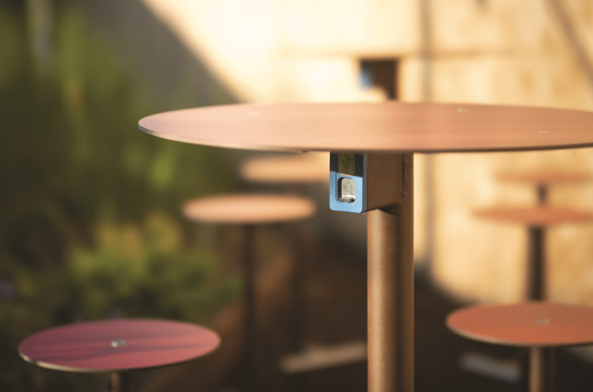 Puistonpöytä mmcité Bistrot LBS955 LBS955 - 002000 - Lehtovuori