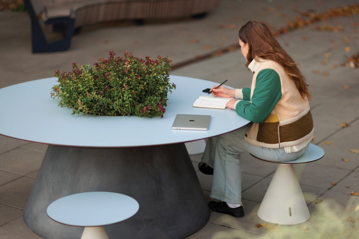 Puistonpöytä mmcité Conics CON915 CON915 - 002001 - Lehtovuori