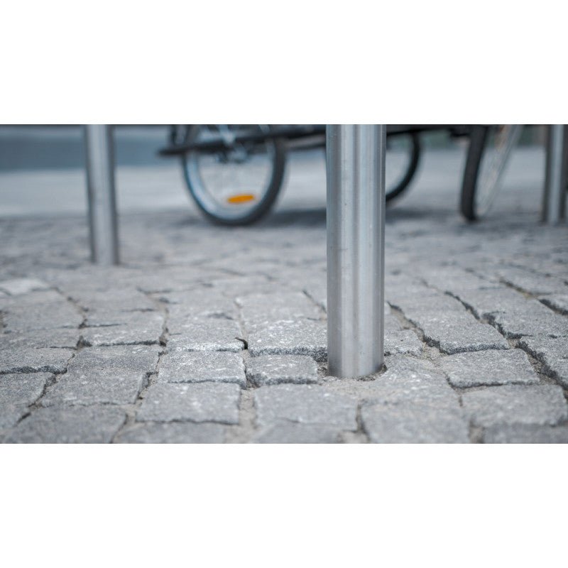 Runkolukittava pyöräteline U2, rst, L1000xK900, Betonoitava - Lehtovuori