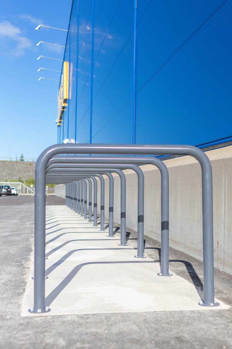 Runkolukittava pyöräteline U2, rst, L1000xK900, Pinta - asennettava - Lehtovuori