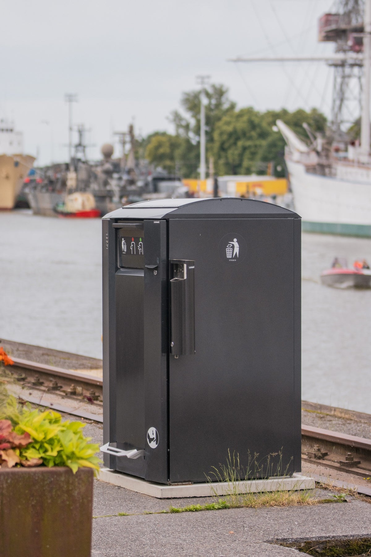 Smart papperskorg CitySolar 240