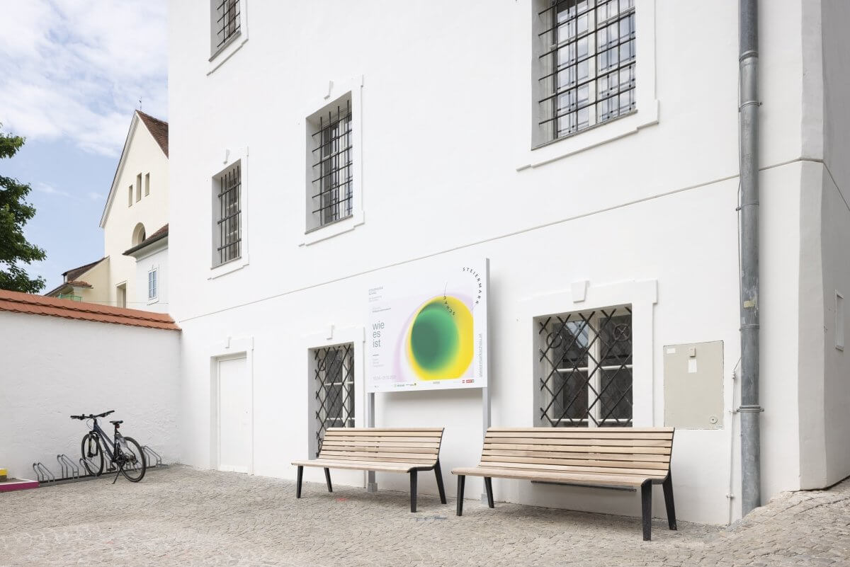Parkbänk mmcité Emau EM151t