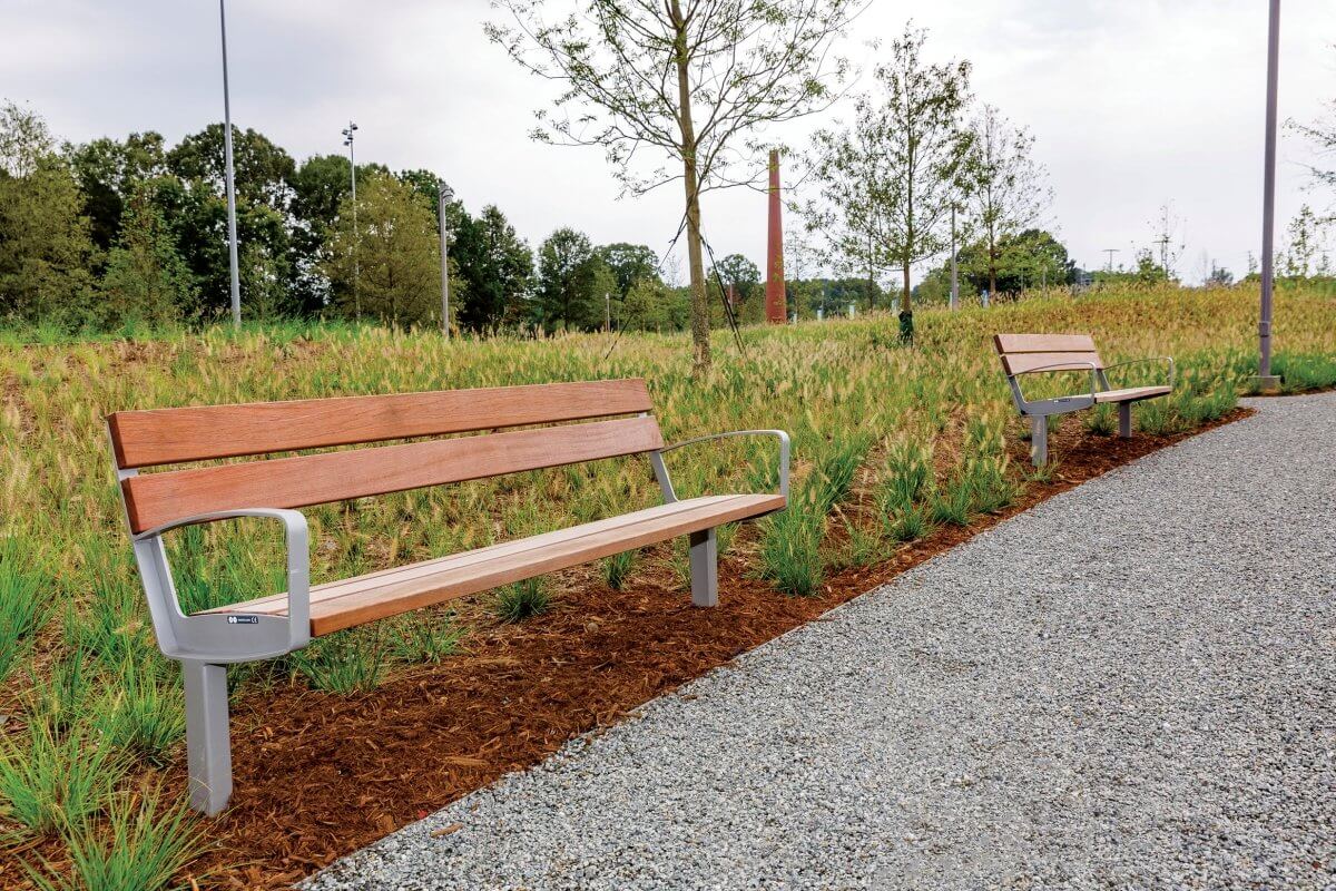 Parkbänk mmcité Intervera LVR156t