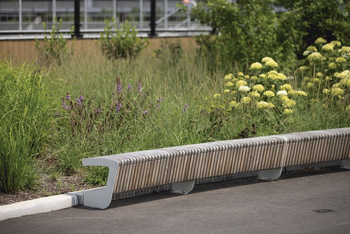 Puistonpenkki mmcité Landscape Compact LPC110t LPC110 - 202000 - ral1000 - Lehtovuori