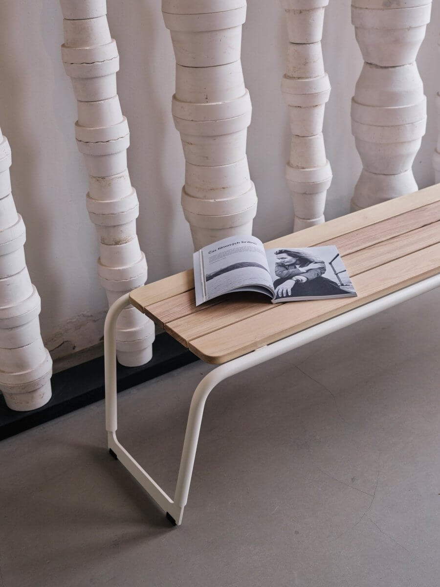Parkbänk mmcité Linfa LNF111t