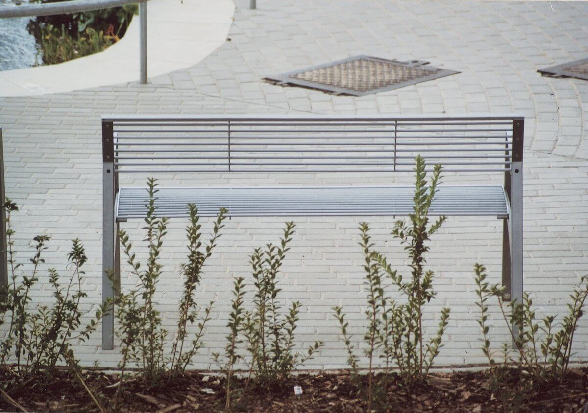 Parkbänk mmcité Vera LV255