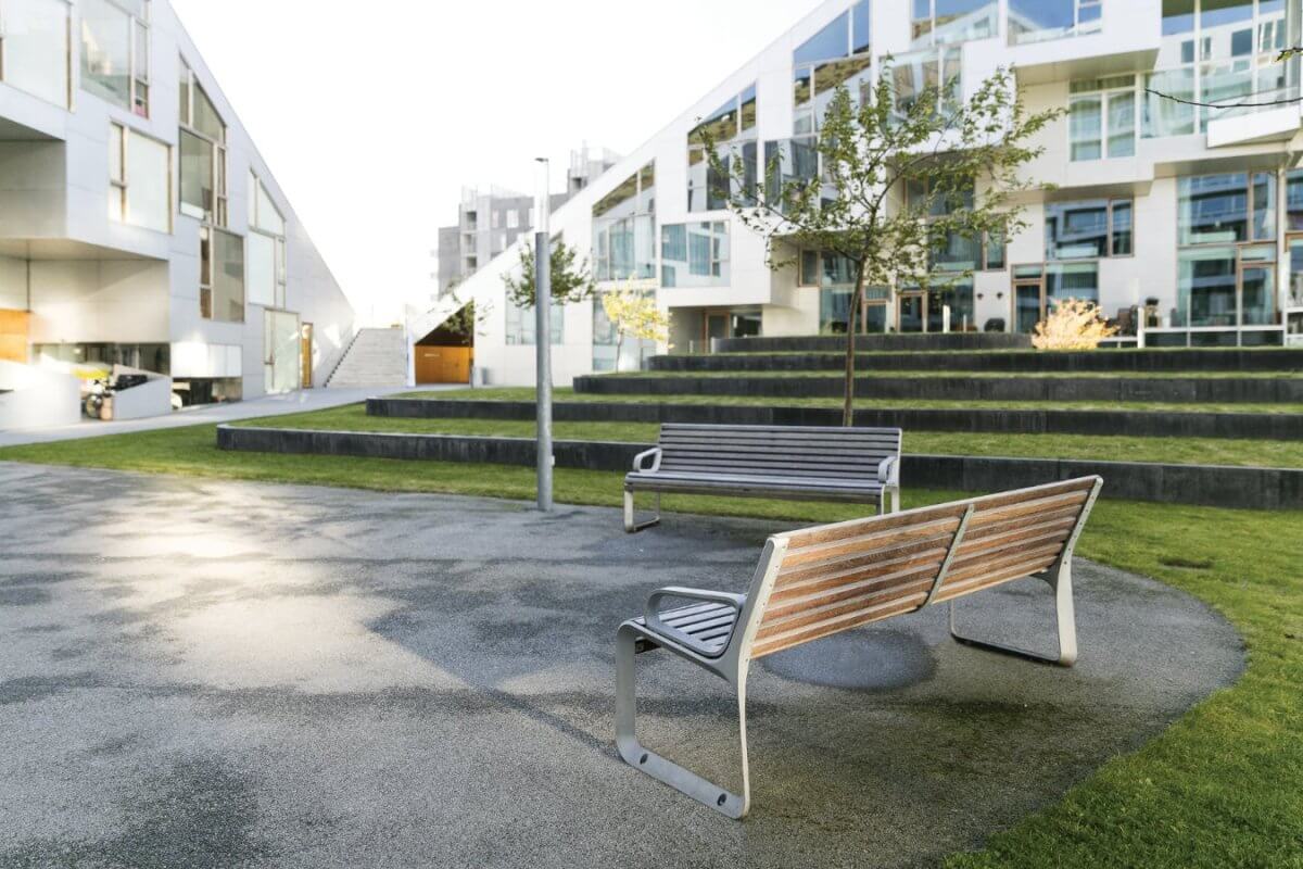 Parkbänk mmcité Portiqoa PQA156-02t