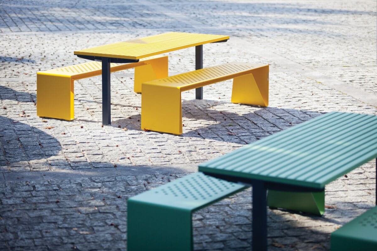Parkbänk mmcité Radium LRA441