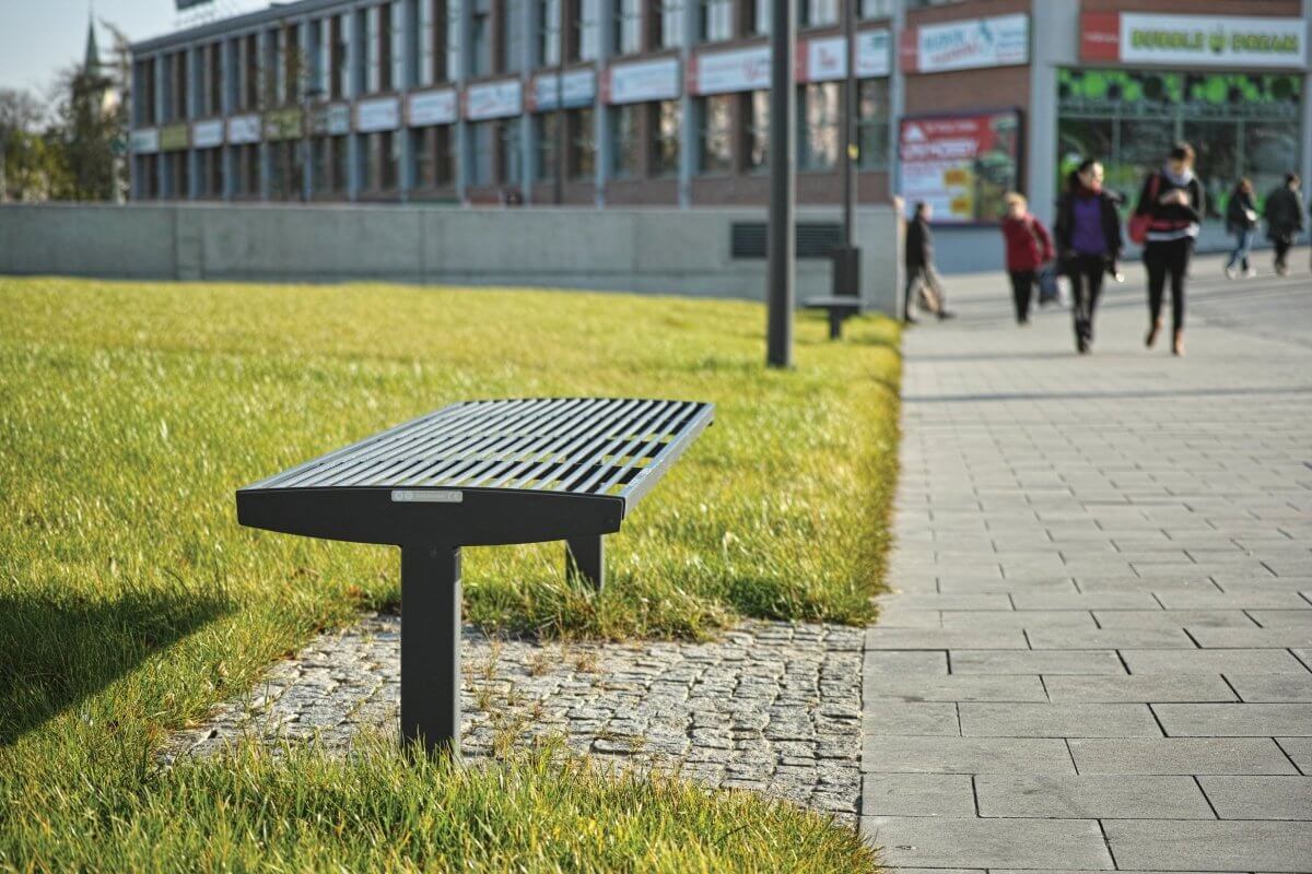 Parkbänk mmcité Vera Solo LVS211