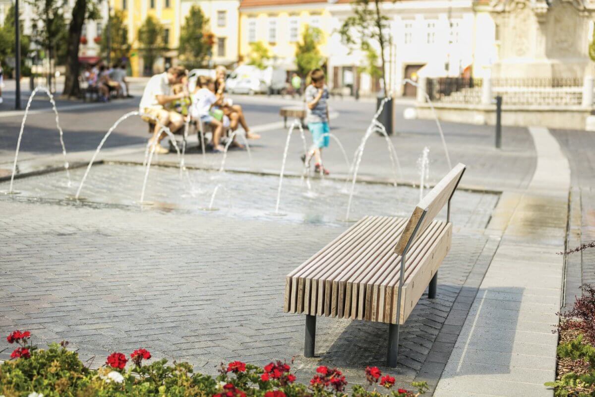 Parkbänk mmcité Woody LWD150t