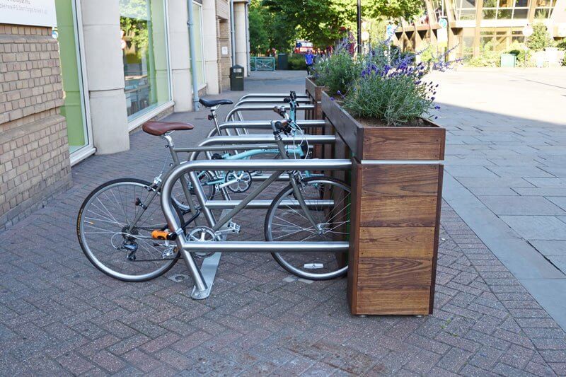 Planteringskärl med Cykelställ