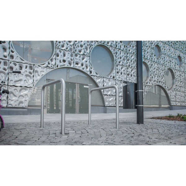 Cykelställ för ramlåsning U2, rostfritt stål, L1000xH900, för nedgjutning