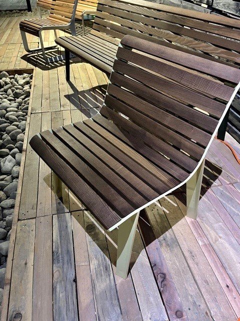 Stol mmcité Emau EM152t